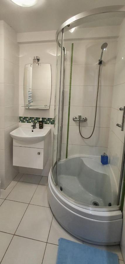 Holiday Home Slavia New S8 Miedzyzdroje Z Antresola I Balkonem Przy Plazy Exterior photo
